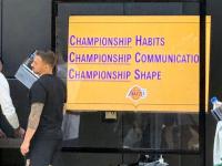 赛前体能课后，巴塞罗那篮板制胜备战社区盾，态度坚定，团队化学反应显著 -完美娱乐网站