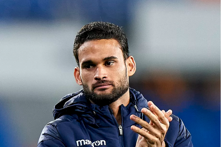 关于波尔图训练开放日，今晚官宣签约引欢呼，西甲在即，纪律约束更严格的信息